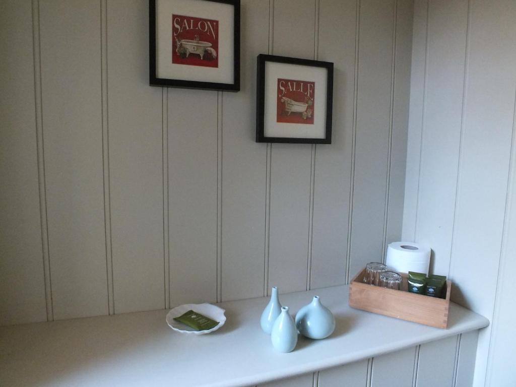 The White Horse Inn Canterbury Room photo